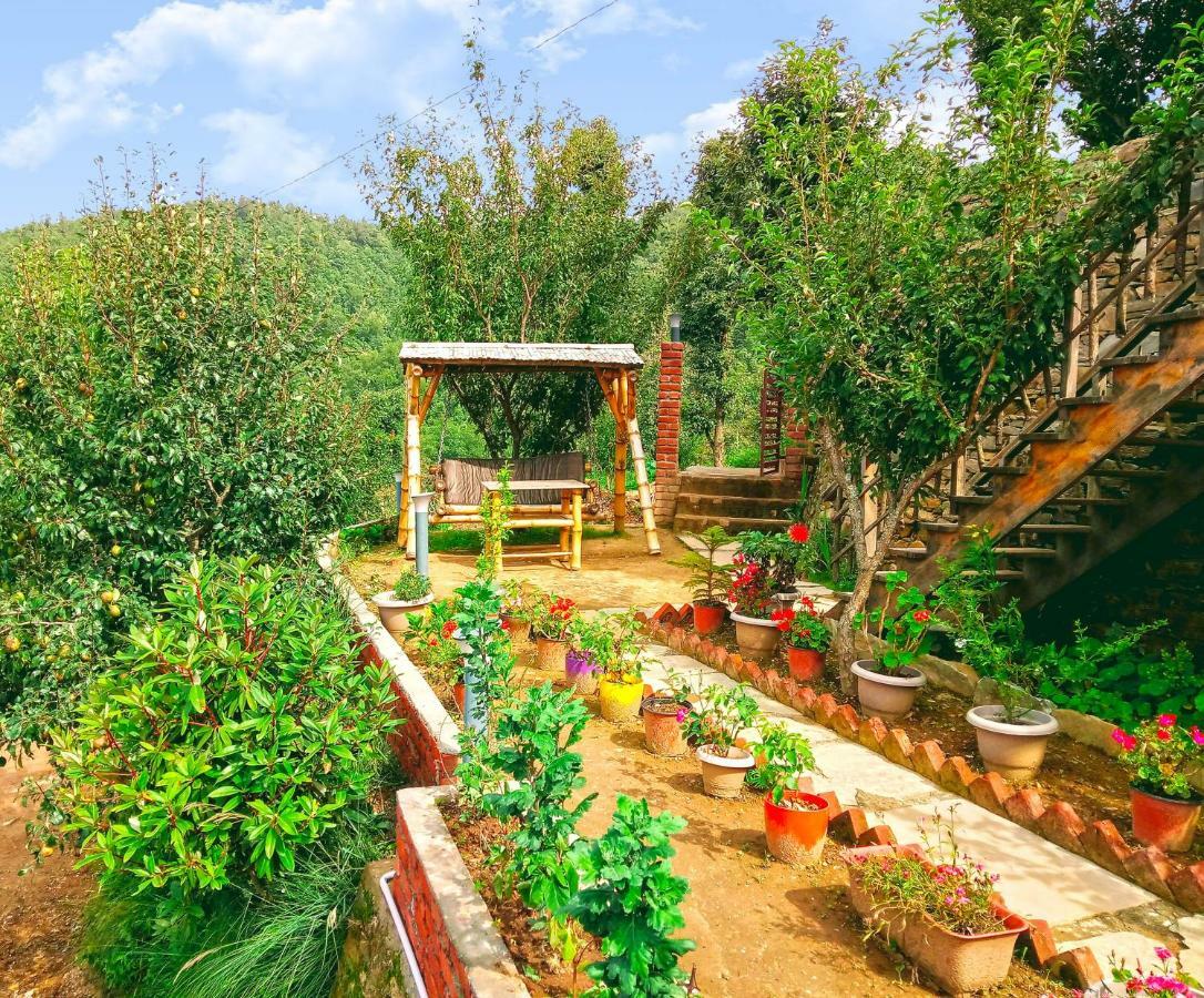 Treehouse Resort Mukteshwar Exterior photo