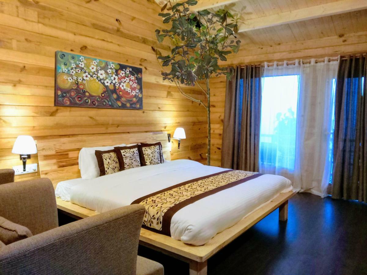 Treehouse Resort Mukteshwar Exterior photo