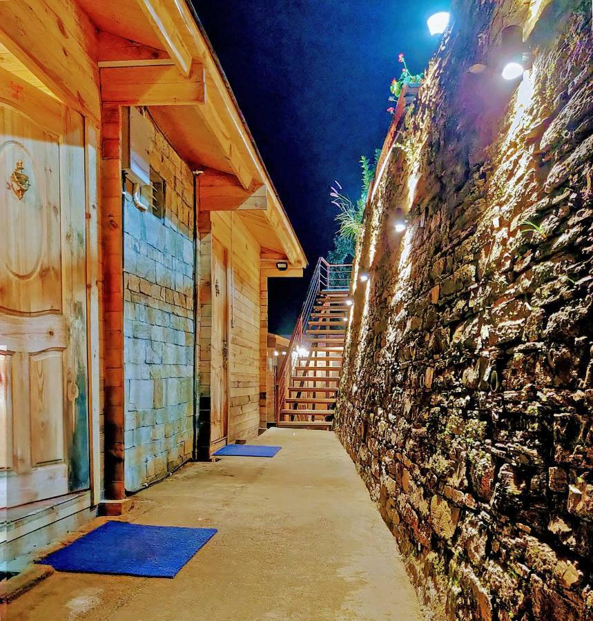 Treehouse Resort Mukteshwar Exterior photo